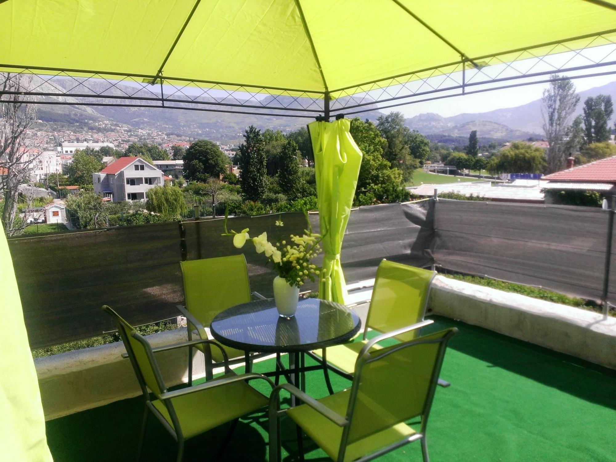 Apartments Jasminka Solin Exterior foto